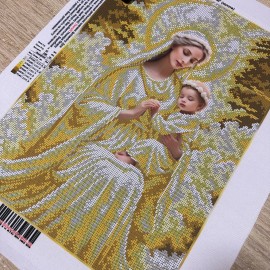 Мадонна з немовлям золота